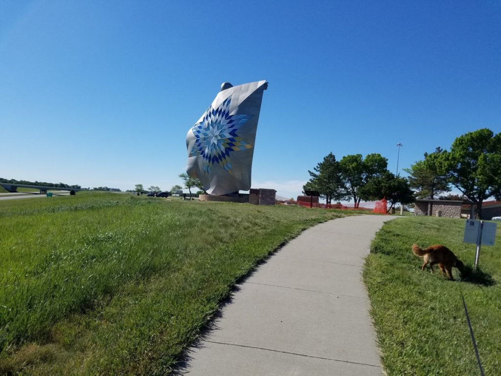 Back of Dignity of Earth and Sky